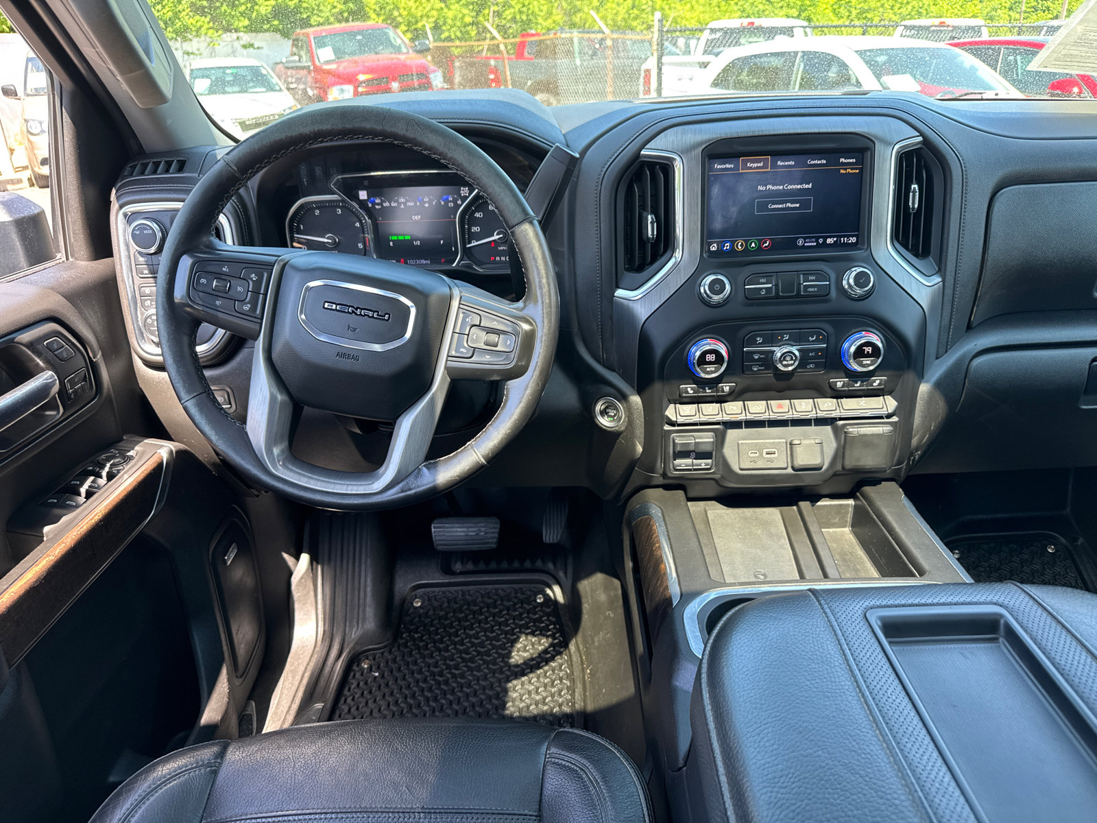 Used 2022 GMC Sierra 3500 Denali w/ Denali Ultimate Package AWD/4WD image 8
