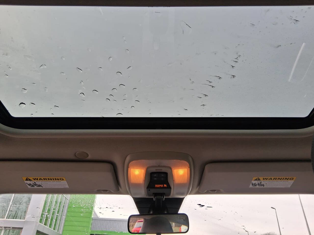 Used 2012 Volvo C30 T5 w/ Climate Pkg image 10