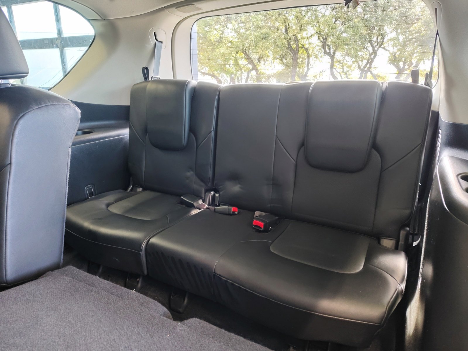 Used 2022 Nissan Armada SL image 26