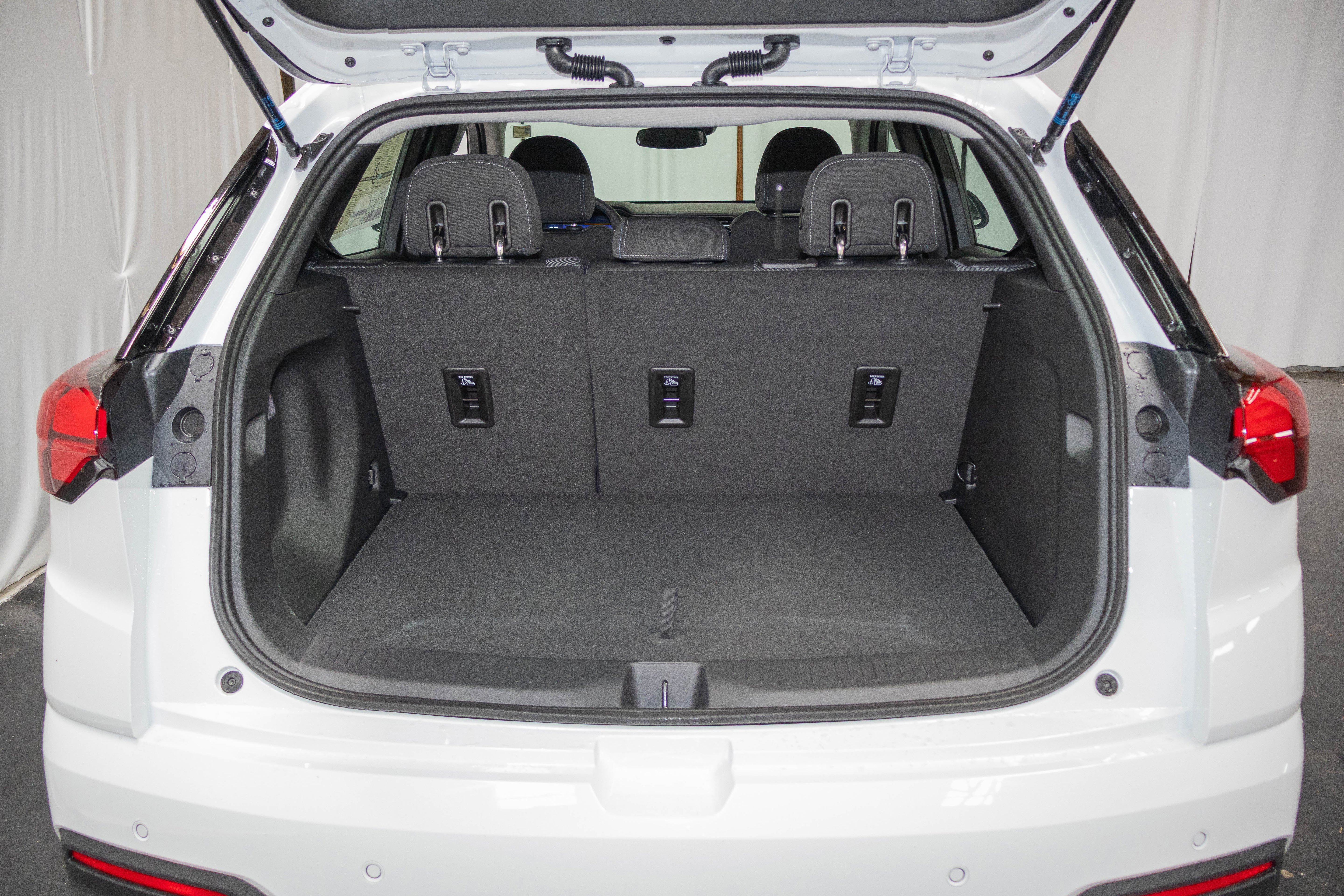 New 2027 Chevrolet Bolt LT FWD image 10