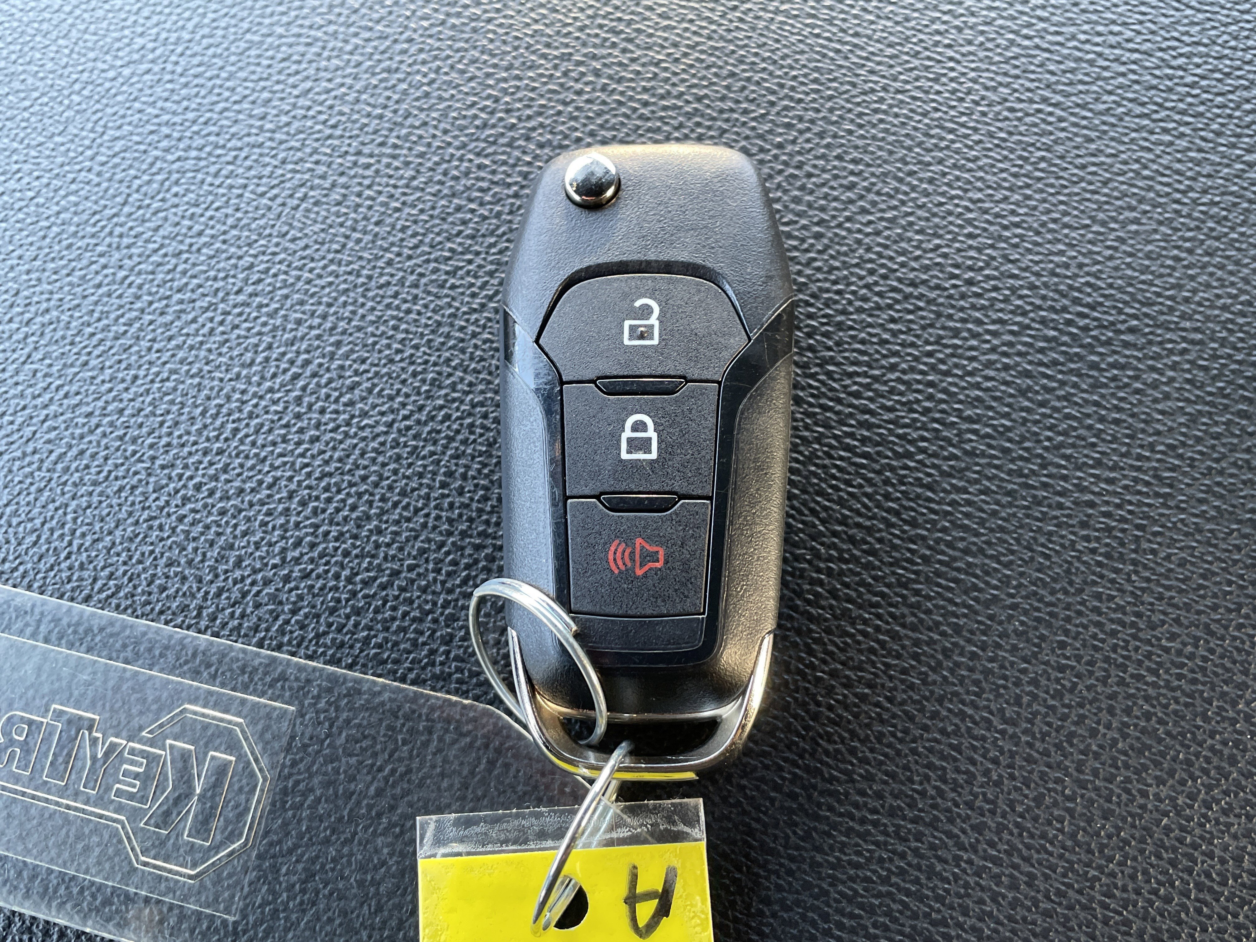 Used 2023 Ford F150 XL w/ Trailer Tow Package image 14