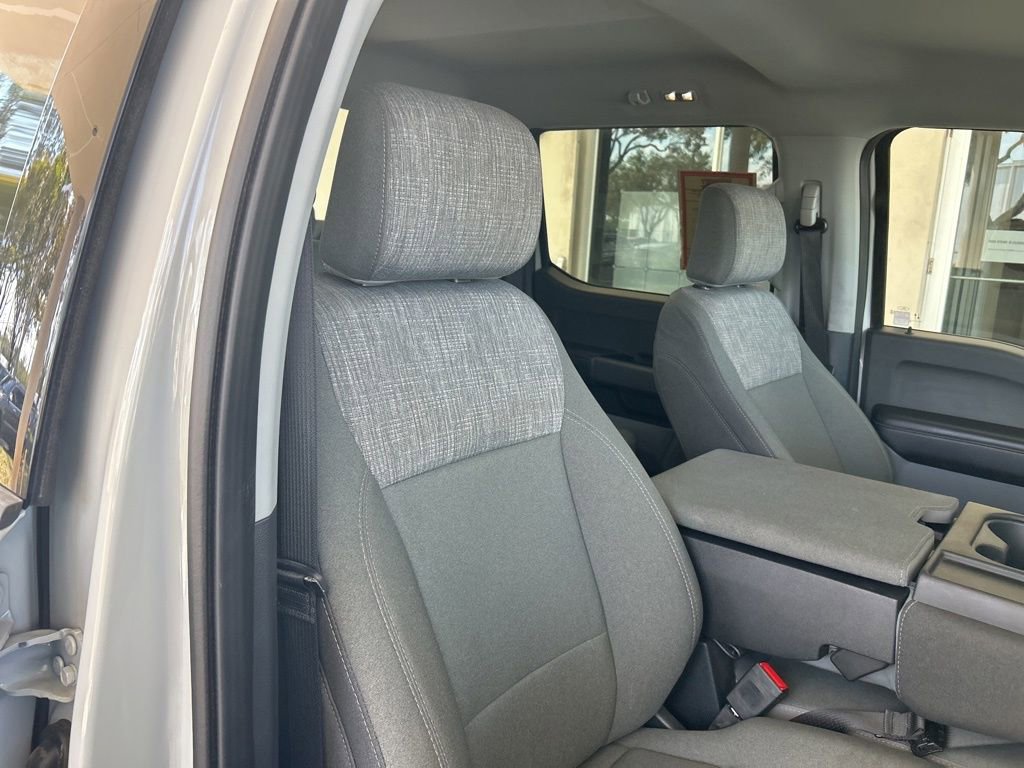 Used 2025 Ford F350 XLT image 23