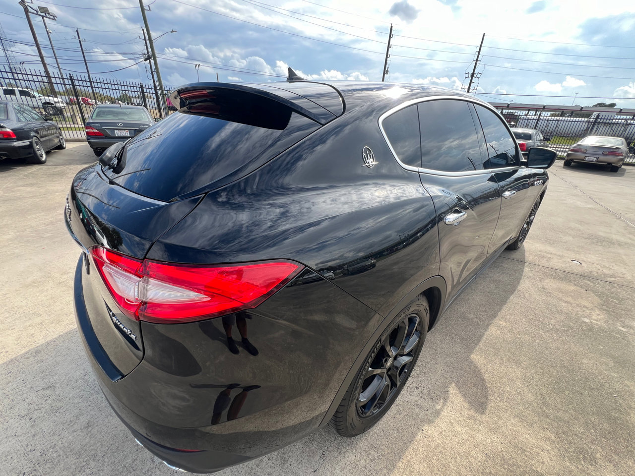 Used 2018 Maserati Levante image 54