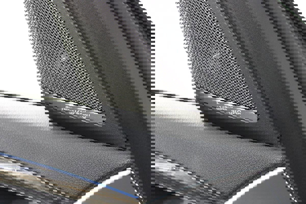 Used 2023 BMW 530e w/ M Sport Package image 39