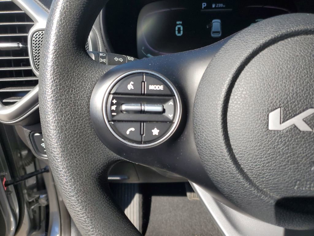 Certified 2023 Kia Soul LX image 25