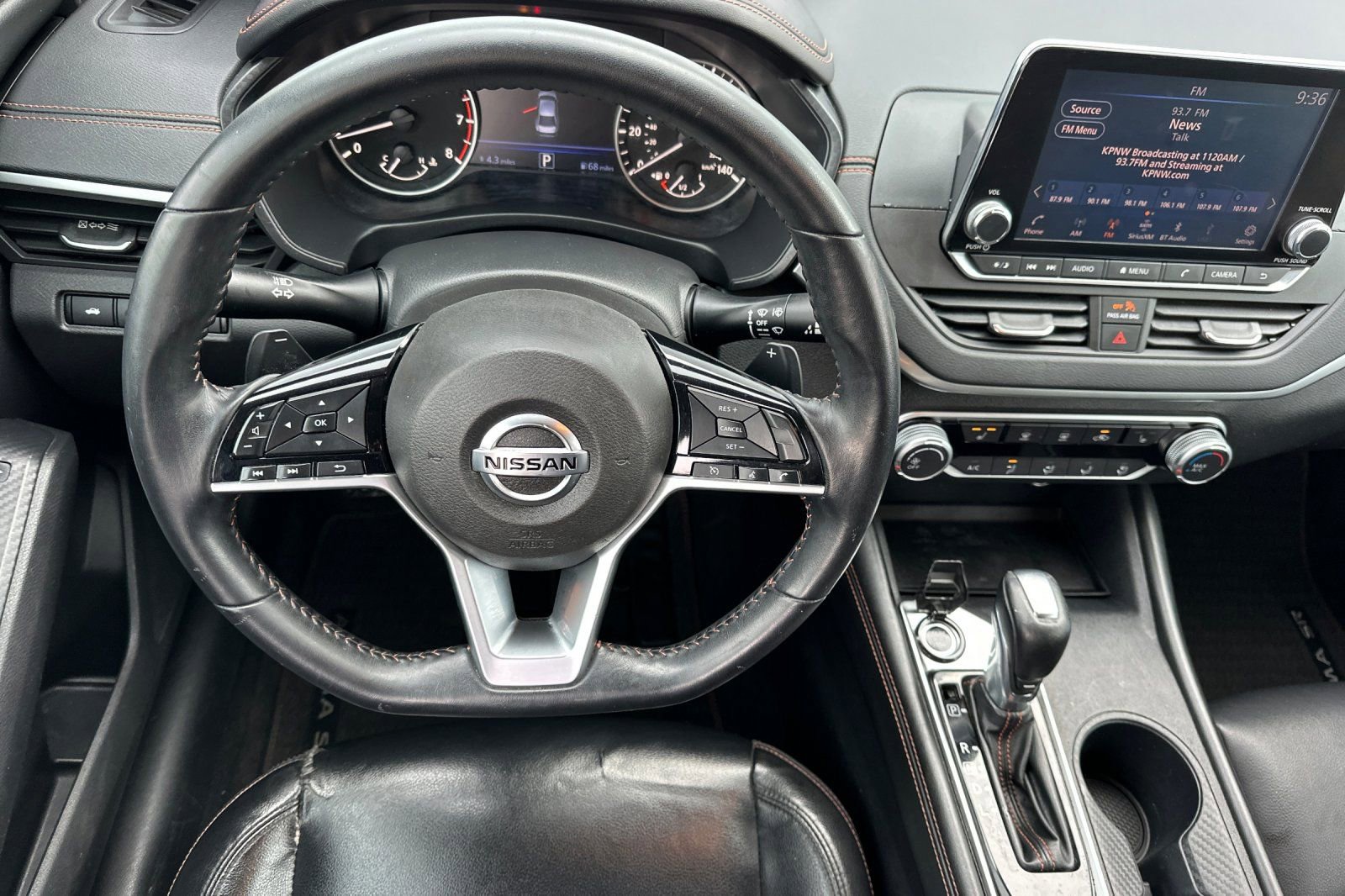 Used 2020 Nissan Altima 2.5 SR w/ Premium Package image 14