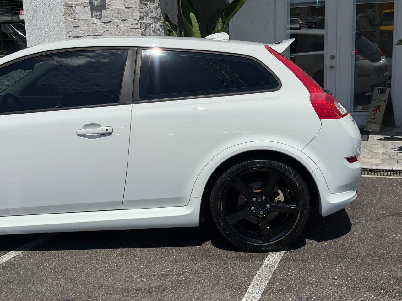 Used 2011 Volvo C30 T5 R-Design FWD image 10