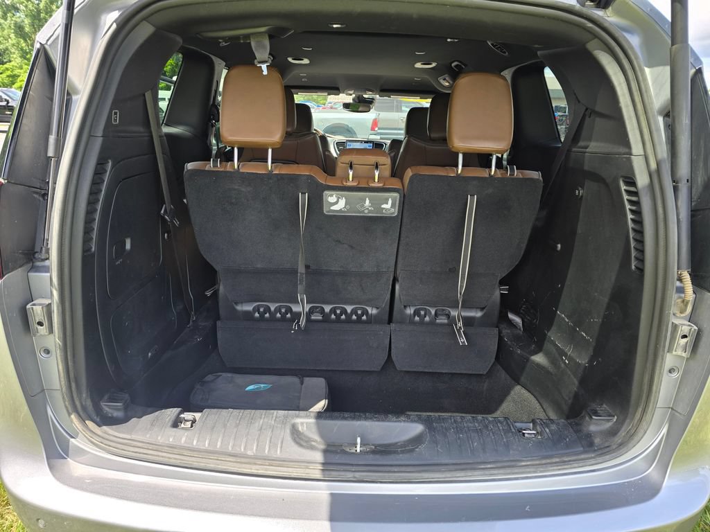 Used 2021 Chrysler Pacifica Limited w/ Premium & Safety Sphere Group FWD image 11