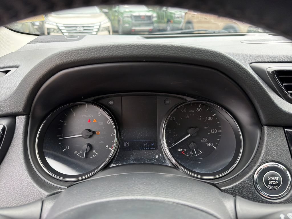 Used 2020 Nissan Rogue Sport SL w/ Premium Package FWD image 25