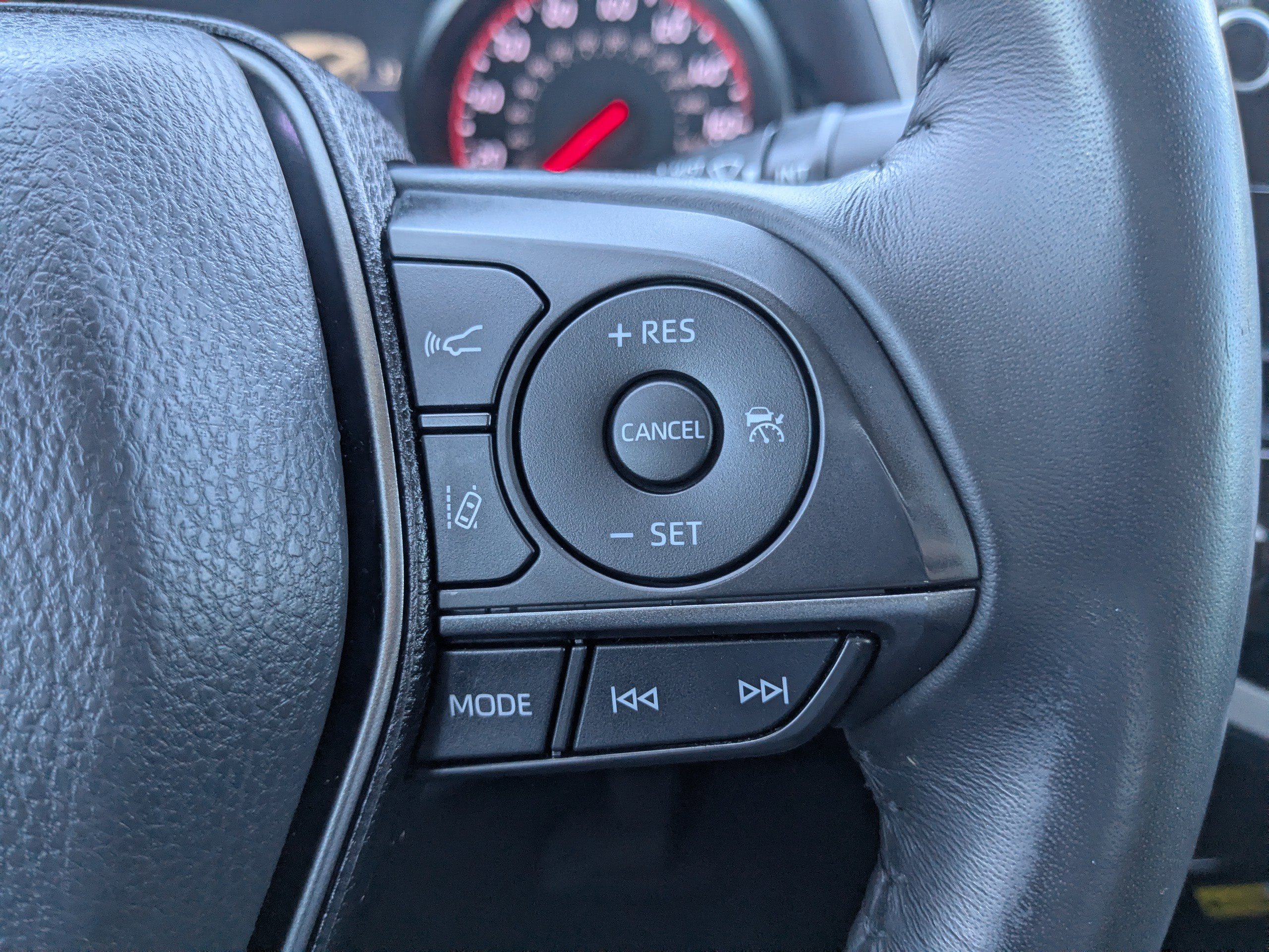 Used 2023 Toyota Camry XSE image 28