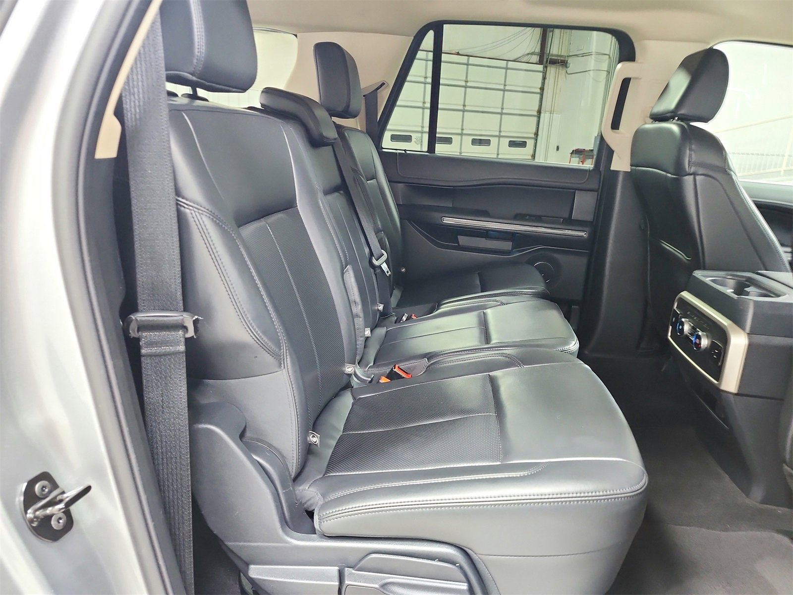 Used 2024 Ford Expedition Max XLT image 42