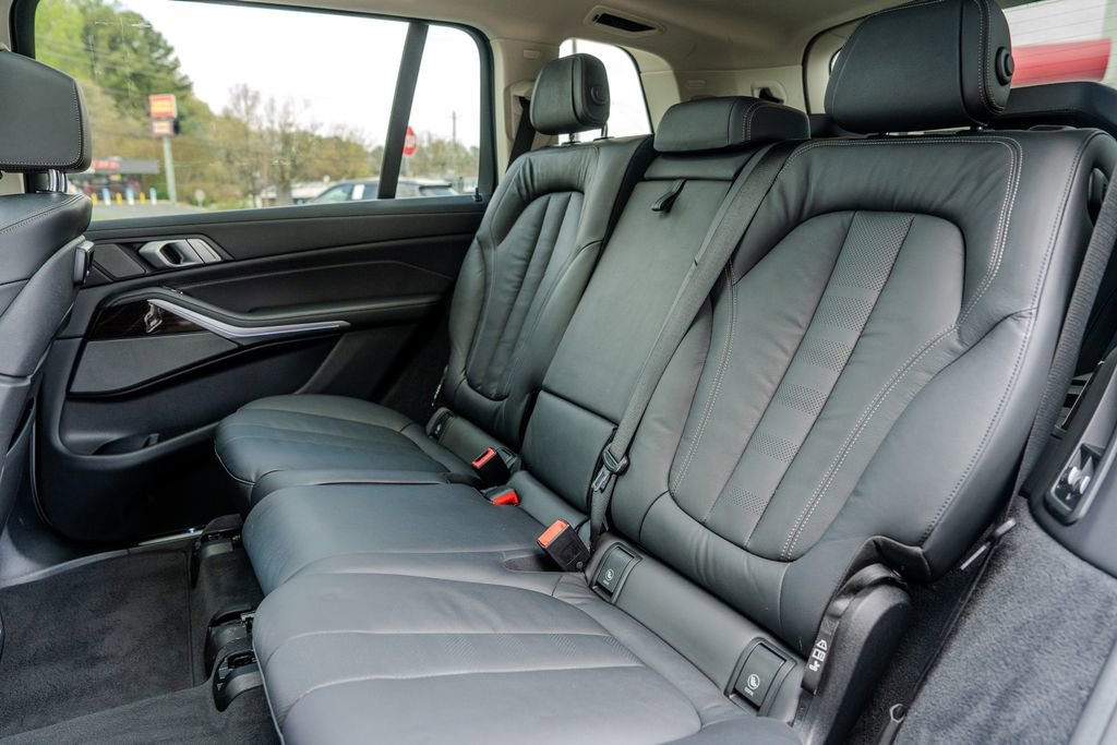 Used 2019 BMW X7 xDrive40i w/ Cold Weather Package AWD/4WD image 21