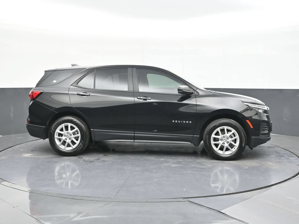 Used 2024 Chevrolet Equinox LS AWD/4WD image 12