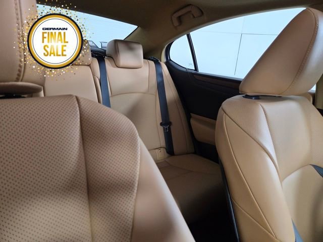 Certified 2024 Lexus ES 250 w/ Premium Package image 17