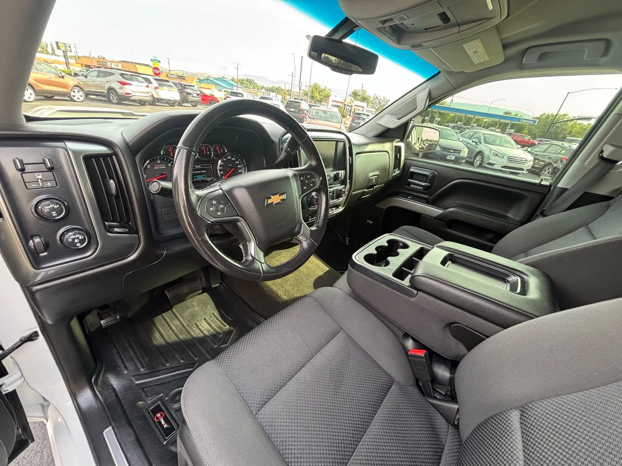 Used 2018 Chevrolet Silverado 1500 LT image 6