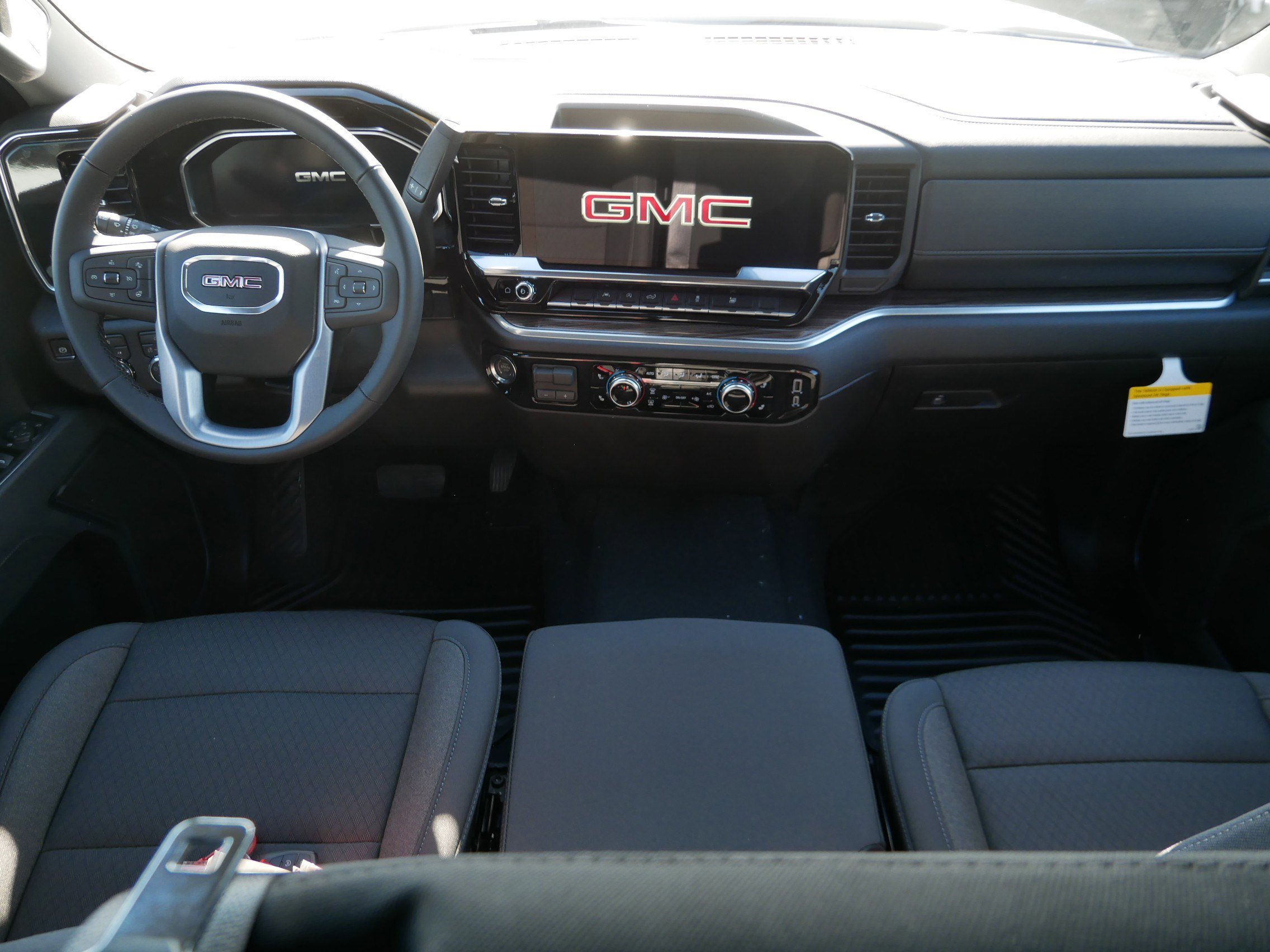 New 2026 GMC Sierra 1500 Elevation image 6