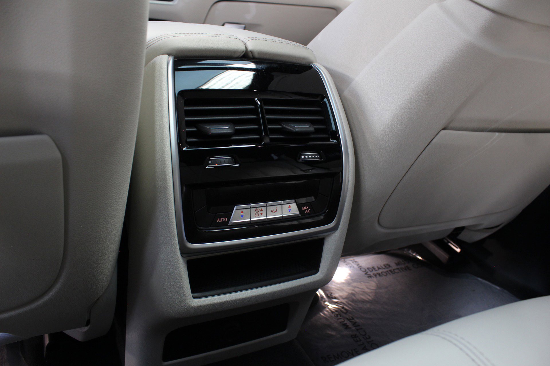 Used 2021 BMW X5 sDrive40i w/ M Sport Package image 33