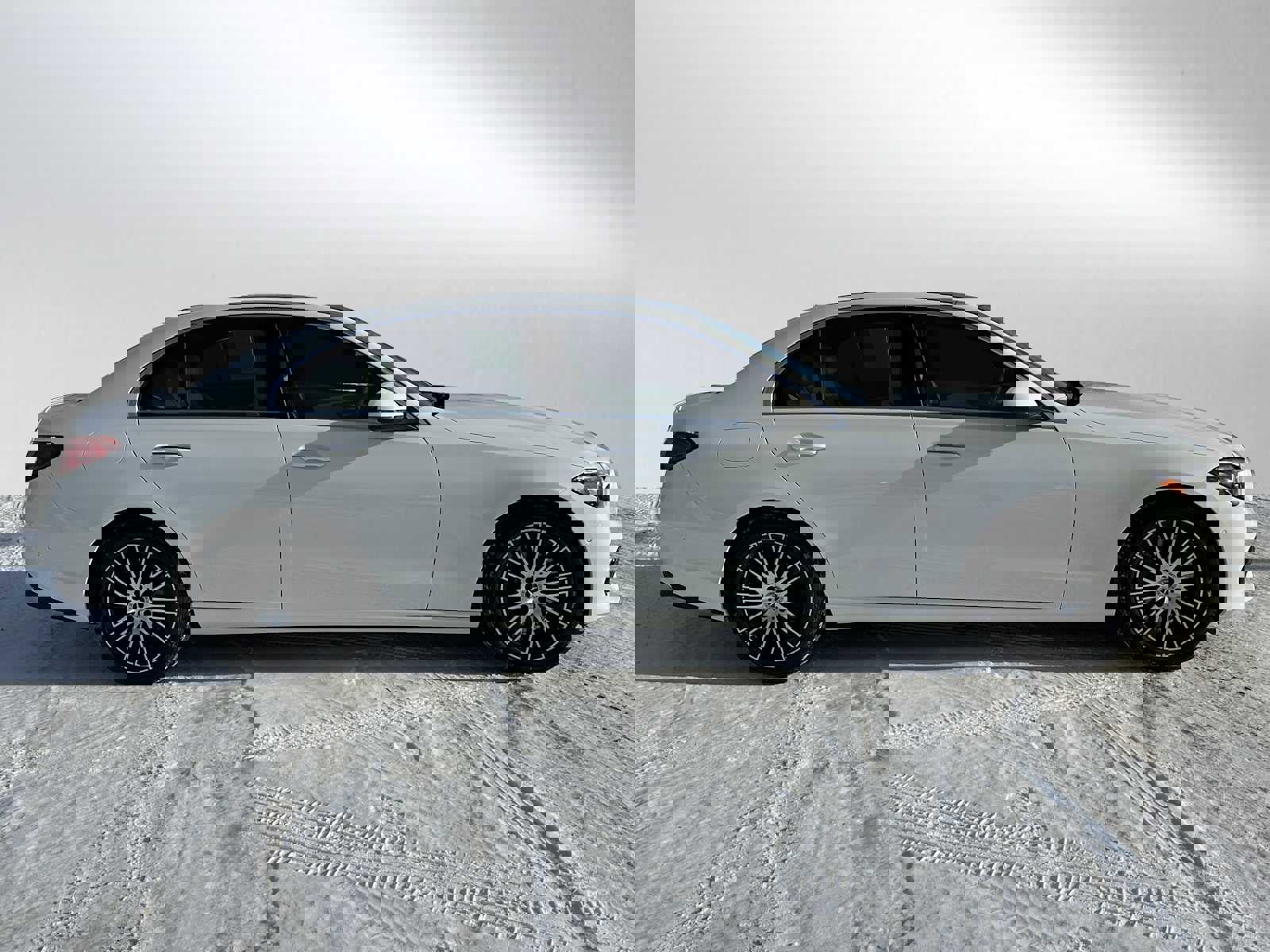 Used 2026 Mercedes-Benz C 300 4MATIC Sedan image 2