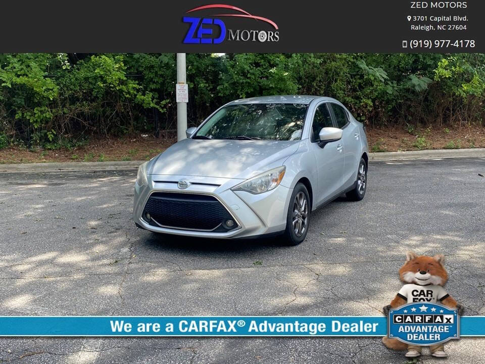 Used 2019 Toyota Yaris LE FWD image 1