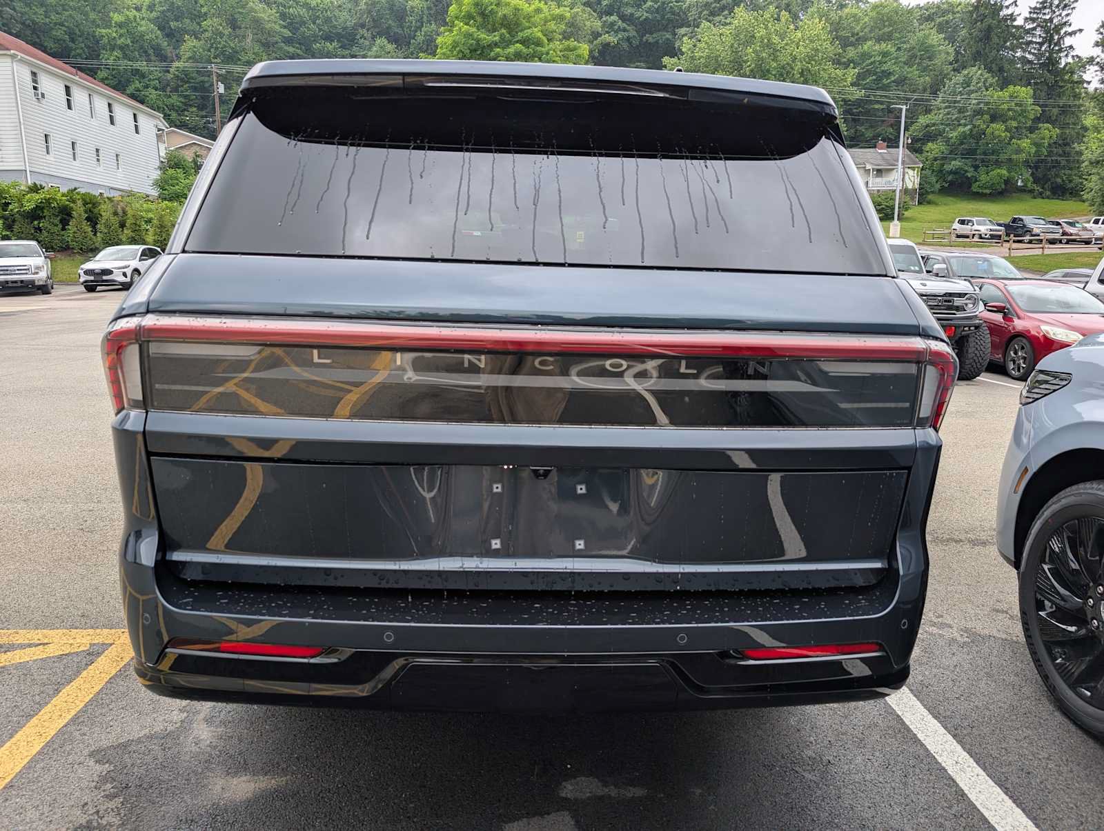 New 2026 Lincoln Navigator L Reserve w/ Jet Appearance Package AWD/4WD image 8