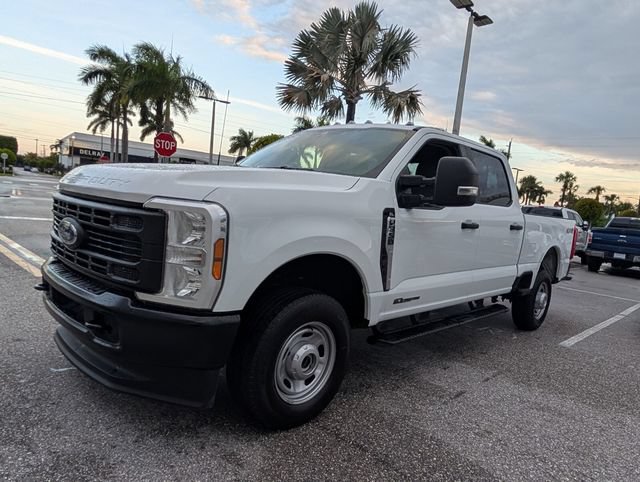 Certified 2025 Ford F350 XL AWD/4WD image 3