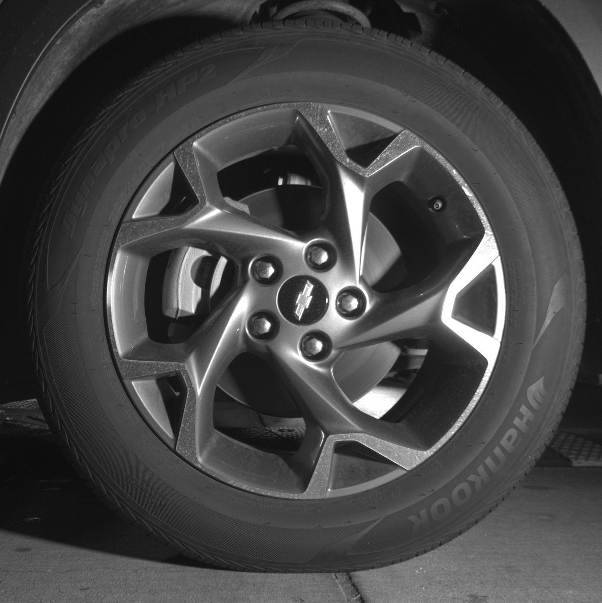 Used 2025 Chevrolet Trax LT FWD image 12