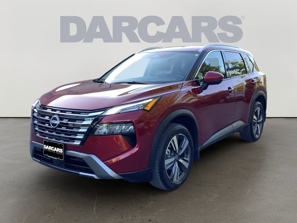 Used 2025 Nissan Rogue SL image 3