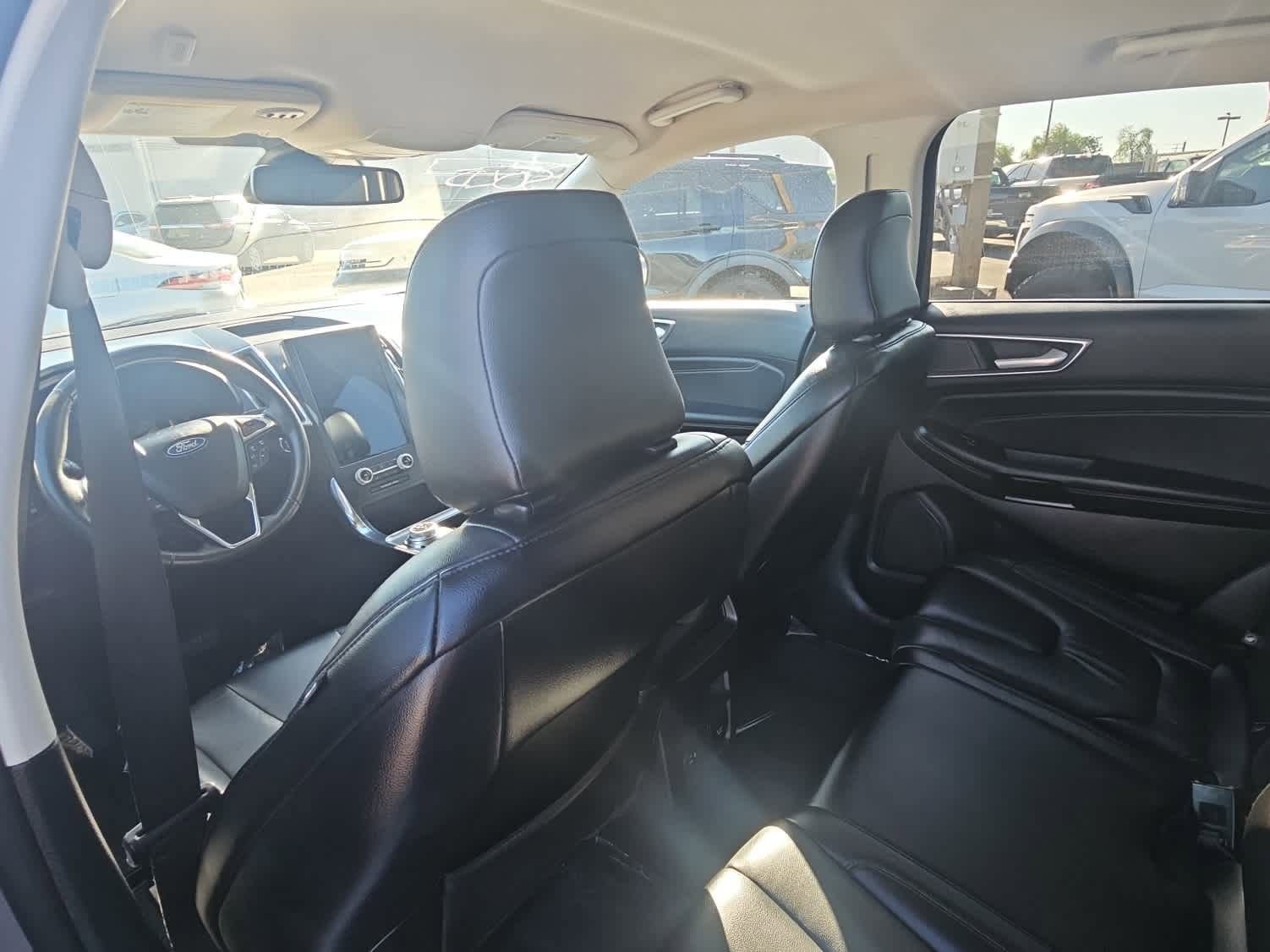 Used 2022 Ford Edge Titanium AWD/4WD image 11