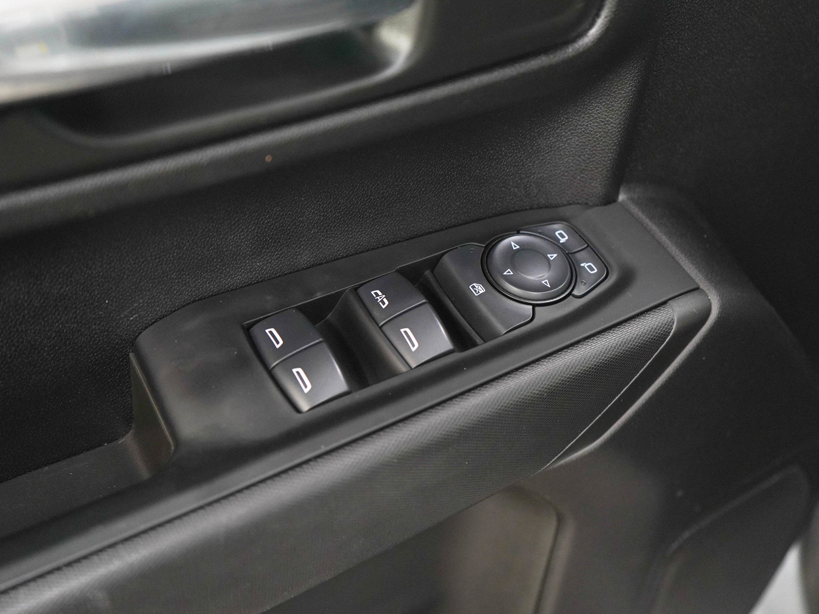 Used 2024 Chevrolet Silverado 1500 W/T w/ WT Fleet Convenience Package AWD/4WD image 19