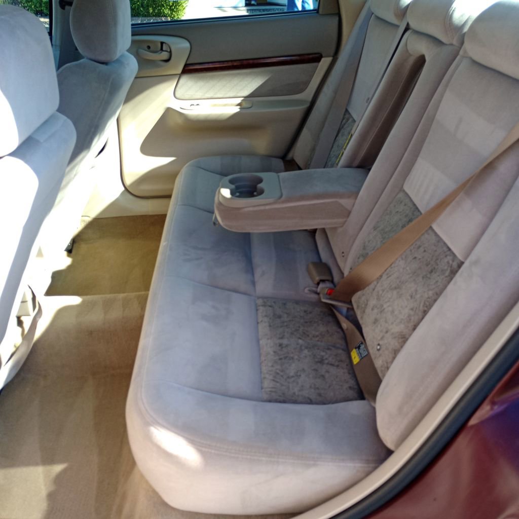 Used 2004 Chevrolet Impala w/ Preferred Equipment Group image 16