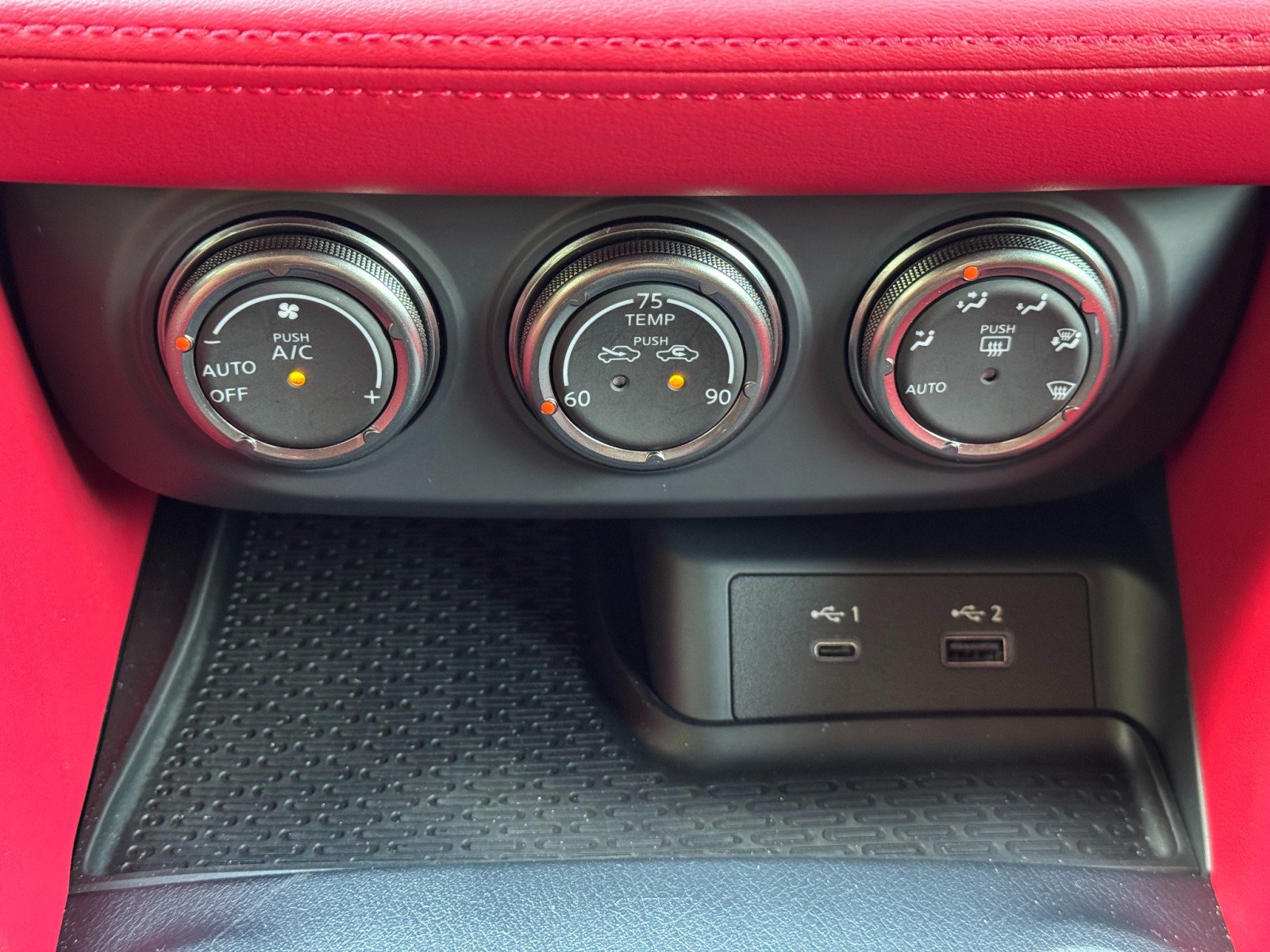 Used 2025 Nissan Z Performance w/ Floor Mat Package RWD image 28