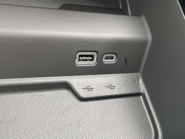 New 2027 Chevrolet Tahoe LT RWD image 16