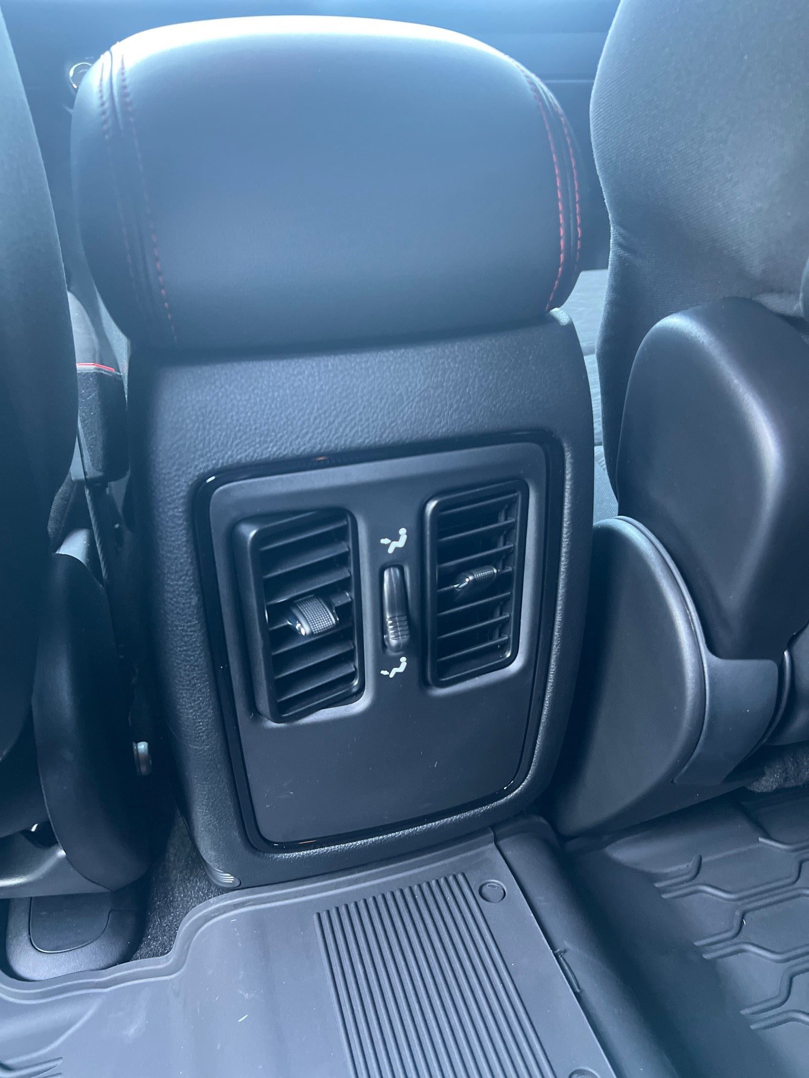 New 2026 Dodge Durango GT w/ Blacktop Package AWD/4WD image 17