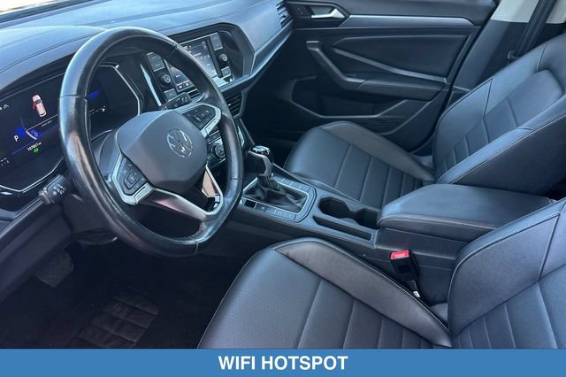 Used 2023 Volkswagen Jetta SE w/ Panoramic Sunroof Package FWD image 11