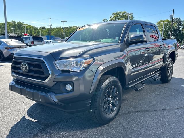Used 2022 Toyota Tacoma SR5 w/ Technology Package image 7