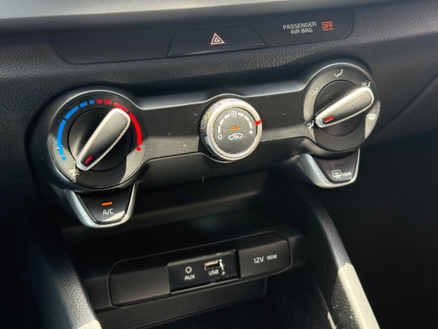 Used 2019 Kia Rio S FWD image 31