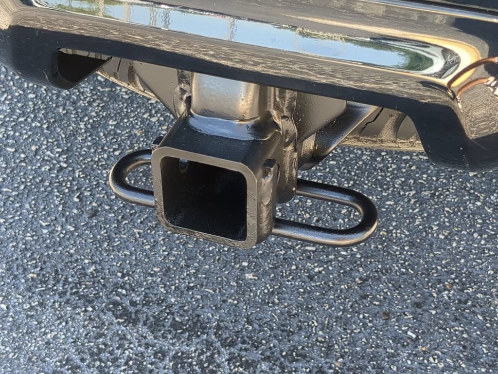 Used 2019 Toyota 4Runner SR5 AWD/4WD image 11
