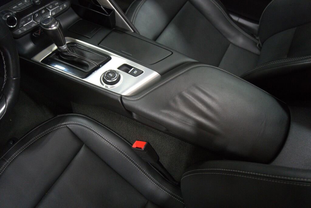 Used 2016 Chevrolet Corvette Stingray Coupe w/ 2LT Preferred Equipment Group image 39