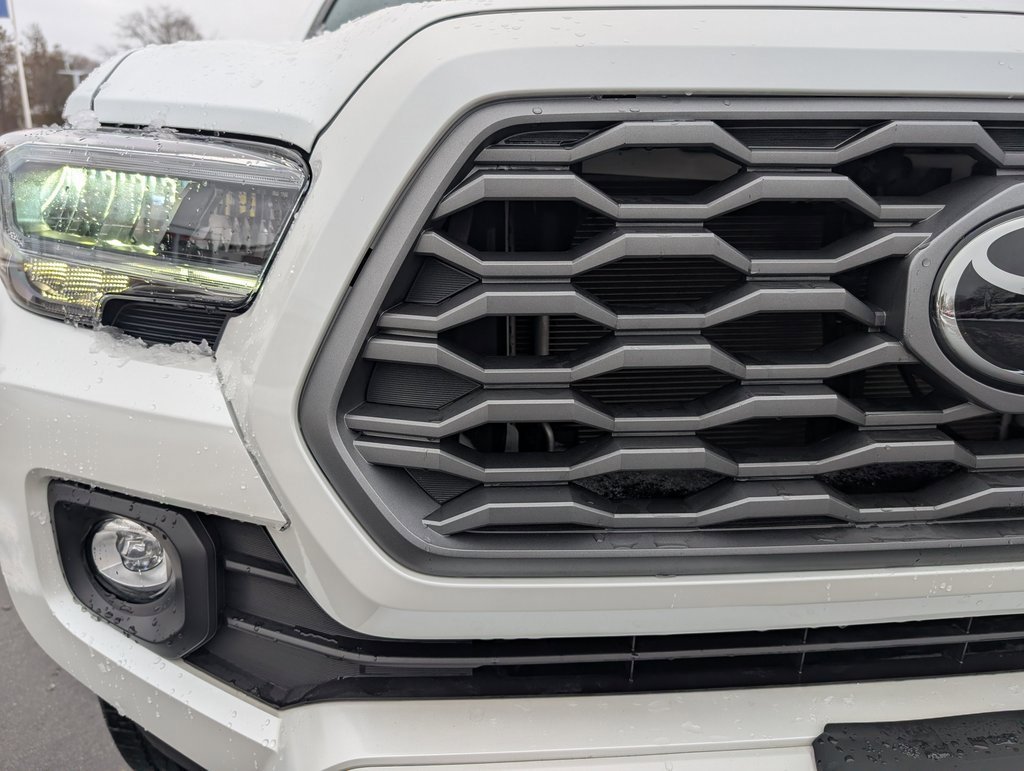 Used 2023 Toyota Tacoma TRD Sport image 10