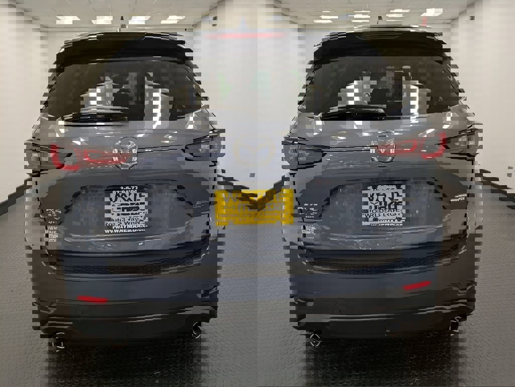 Certified 2023 MAZDA CX-5 Carbon Edition image 5