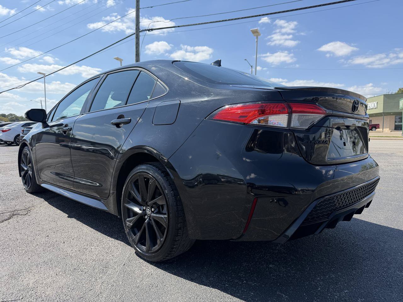 Used 2020 Toyota Corolla SE FWD image 7