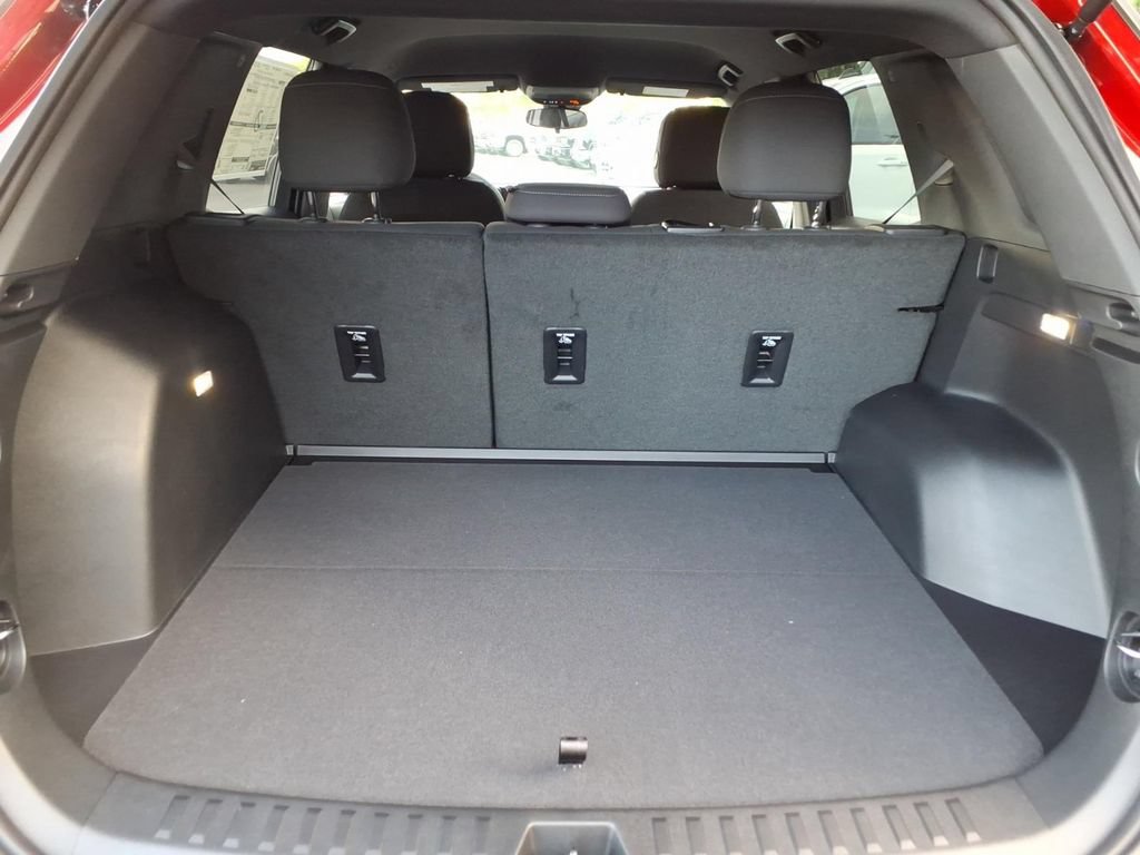New 2027 Chevrolet Equinox LT FWD image 21