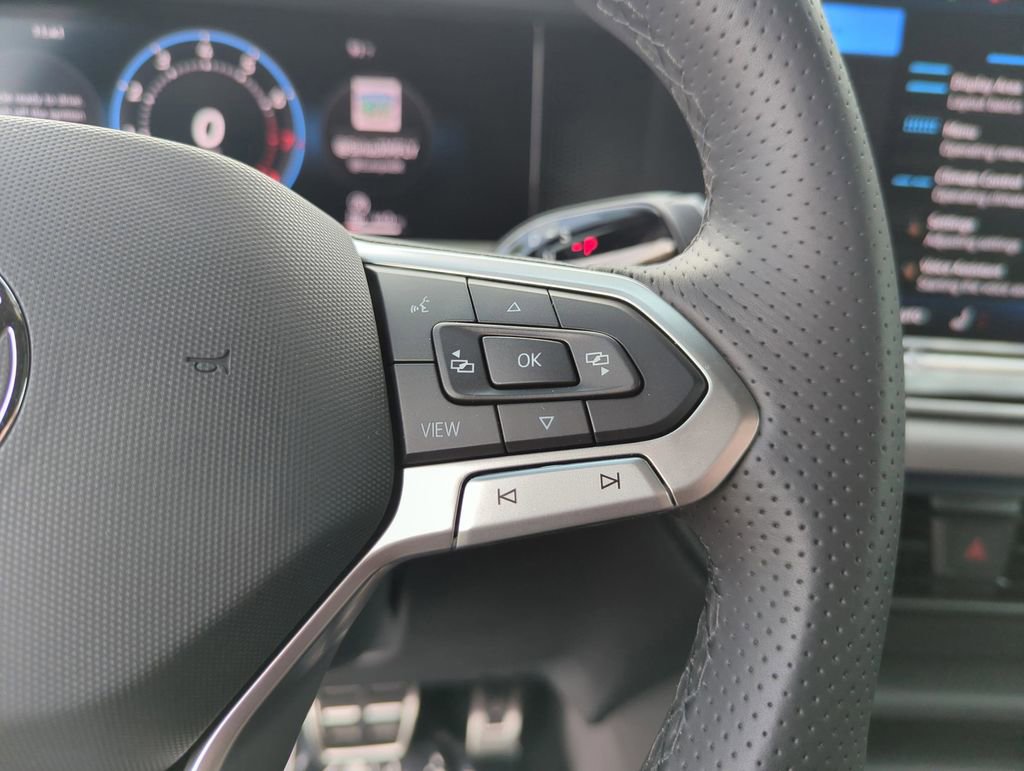 New 2026 Volkswagen Tiguan SE R-Line image 39