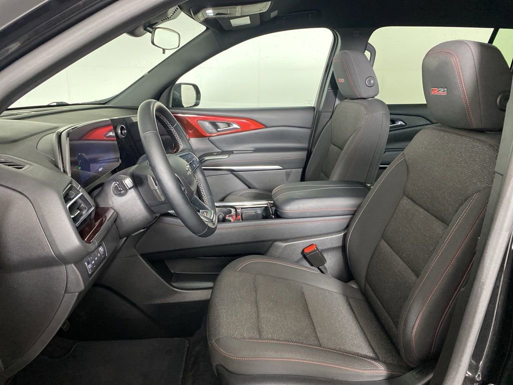 Used 2024 Chevrolet Traverse Z71 AWD/4WD image 16