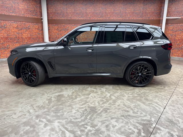 New 2026 BMW X5 M60i image 2