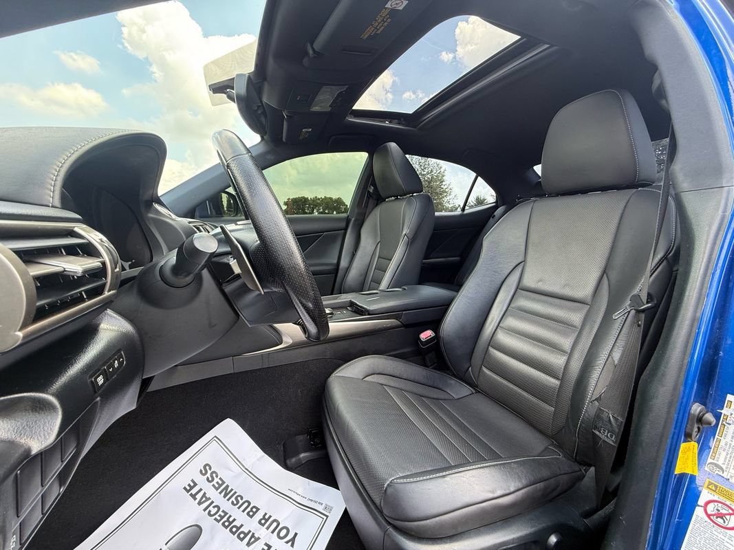 Used 2016 Lexus IS 350 w/ F Sport Package RWD image 8