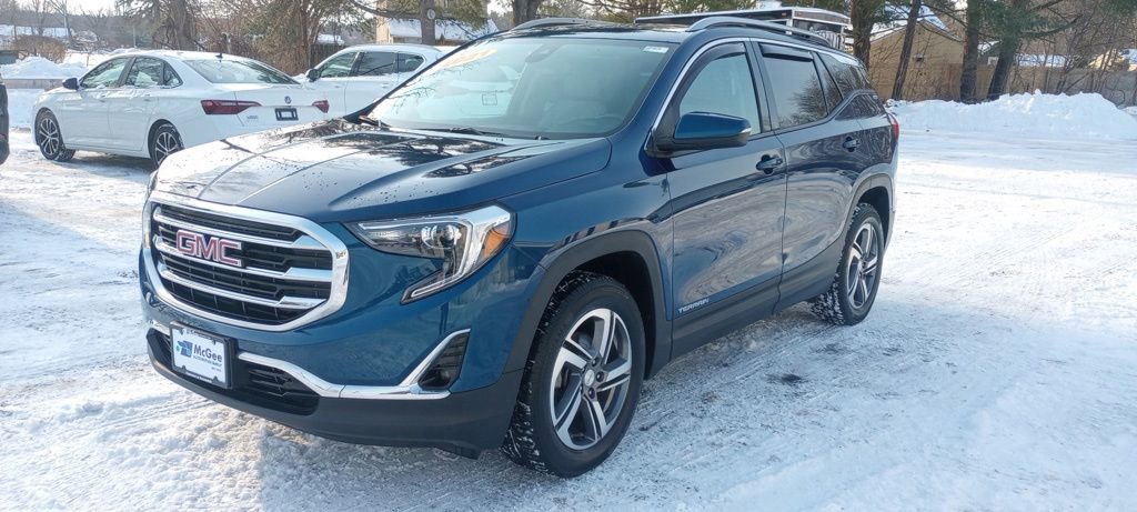 Used 2021 GMC Terrain SLT w/ Infotainment Package II image 3