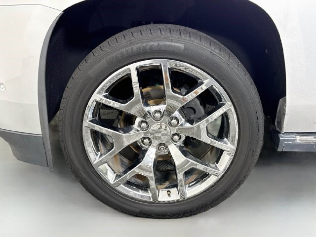 Used 2020 Cadillac Escalade Premium Luxury RWD image 37