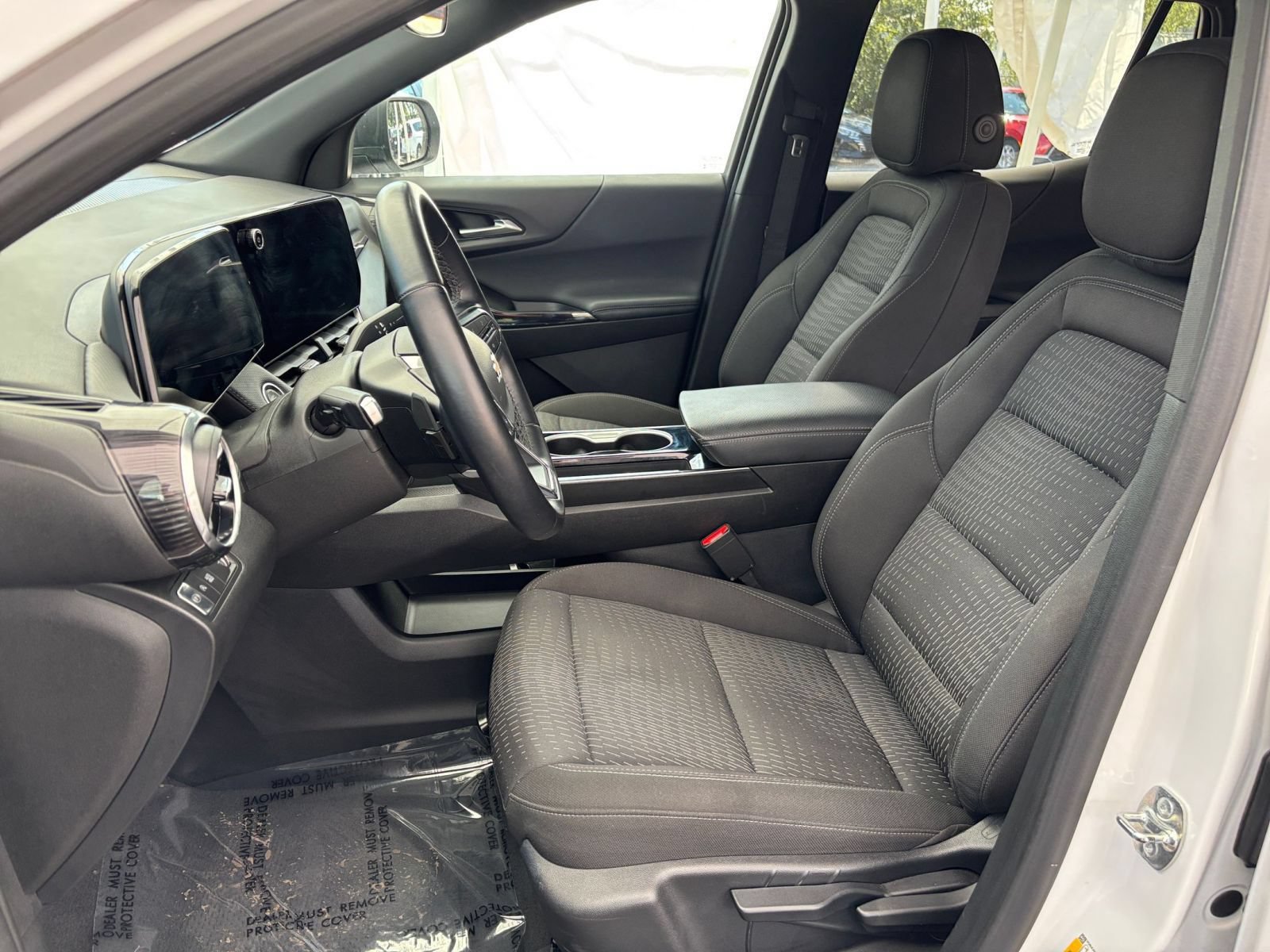Used 2025 Chevrolet Equinox LT FWD image 26