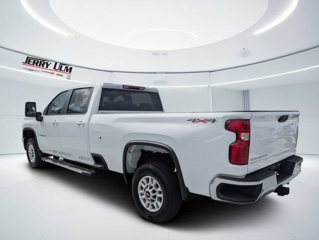 Used 2025 Chevrolet Silverado 2500 LT w/ Convenience Package AWD/4WD image 5